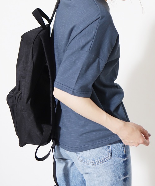 reca（レカ）の「半袖ロゴTシャツ "CELFIE"（Tシャツ/カットソー・レディース・ブラック/ダークグレー/ブルー系その他/ベージュ/ホワイト/ベージュ系その他/カーキ・FREE）」の10枚目の写真