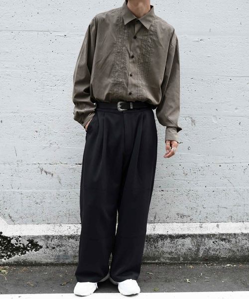 kutir（クティール）の「ピンタックステッチルーズシャツ（シャツ/ブラウス・メンズ・チャコールグレー/サックスブルー/キャメル・MEDIUM/LARGE）」の4枚目の写真