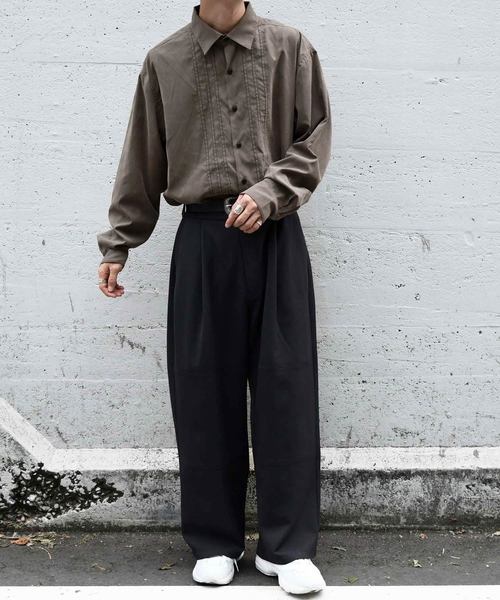 kutir（クティール）の「ピンタックステッチルーズシャツ（シャツ/ブラウス・メンズ・チャコールグレー/サックスブルー/キャメル・MEDIUM/LARGE）」の5枚目の写真