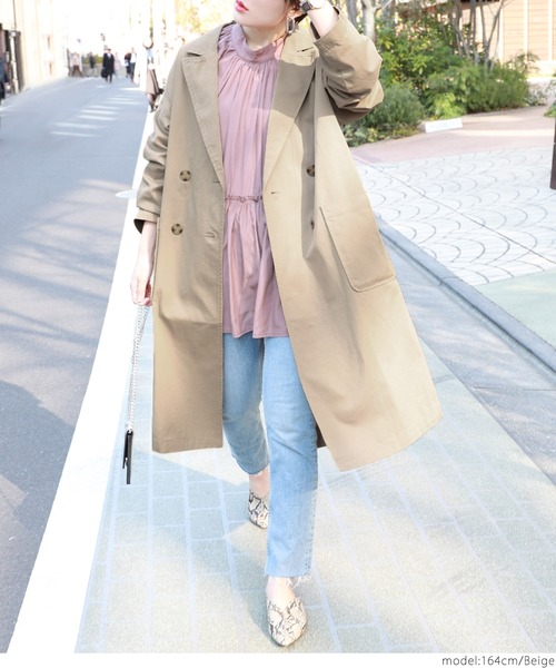 coca(coca)(コカ)の「ワイドシルエットコットントレンチコート(トレンチコート・レディース・ベージュ・ONE SIZE)」の4枚目の写真
