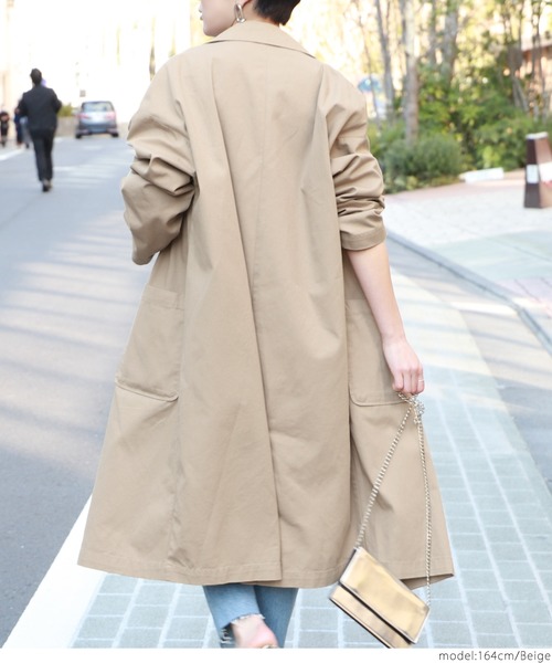 coca(coca)(コカ)の「ワイドシルエットコットントレンチコート(トレンチコート・レディース・ベージュ・ONE SIZE)」の6枚目の写真