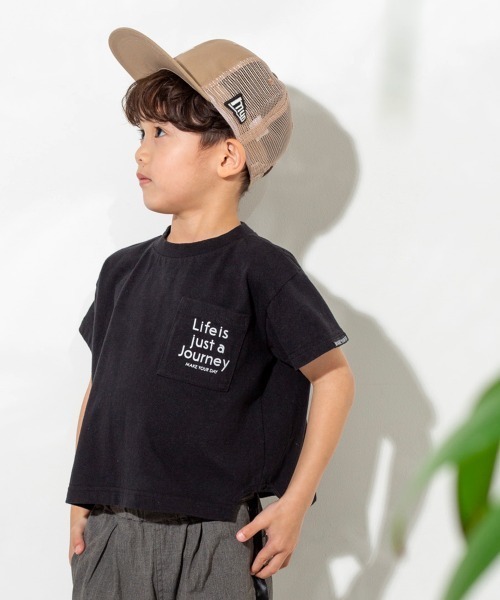 MAKE YOUR DAY（メイクユアデイ）の「【リンクコーデ】ポケットプリントビッグシルエットＴシャツ■80～140cm（Tシャツ/カットソー・キッズ・キャメル/ブラック/レッド・80/120/110/100/140/130/90）」の2枚目の写真