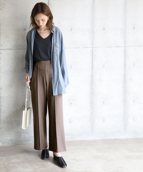 classicalelf（クラシカルエルフ）の「センタープレスありピンタックツイル無地カットフレアパンツ(フルレングス)（スラックス・レディース・ブラック/グレイッシュベージュ/アッシュブラウン・XX-LARGE/LARGE/X-LARGE/MEDIUM/SMALL）」の16枚目の写真