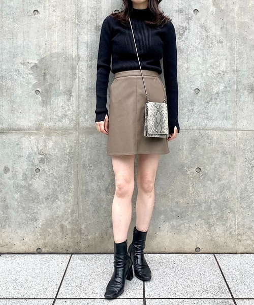 スカートフェイクレザーミニスカート スカート Ciaopanic チャオパニック のファッション