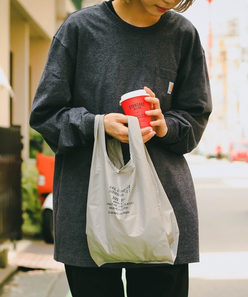WAIPER.inc(ワイパーインク)の「WAIPER別注 CONVENI BAG INBENTO インベント SMALL エコバッグ(エコバッグ/サブバッグ・メンズ・ブラック/オリーブ/グレー・ONE SIZE)」の9枚目の写真