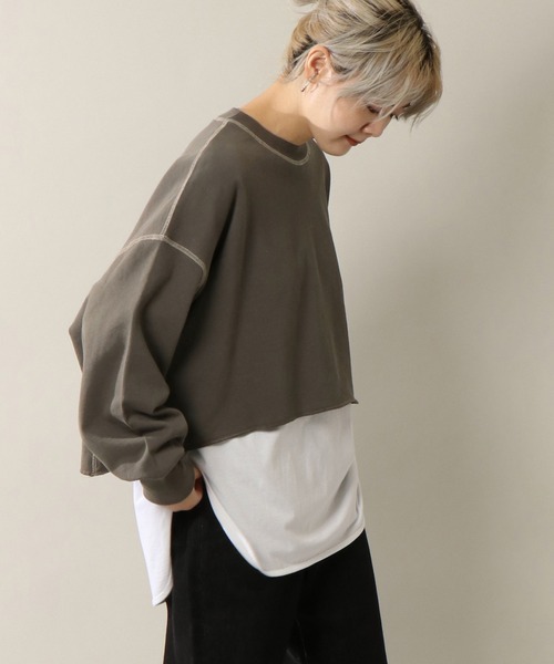 notch.（ノッチ）の「配色ステッチショートプルオーバー（Tシャツ/カットソー・レディース・チャコールグレー/ベージュ・M）」の2枚目の写真