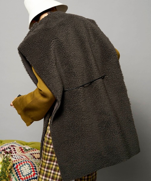 MAISON SPECIAL（メゾンスペシャル）の「ヴィーガンムートンポンチョ【MAISON SPECIAL/メゾンスペシャル】（ポンチョ・レディース・チャコールグレー/ベージュ・FREE）」の8枚目の写真