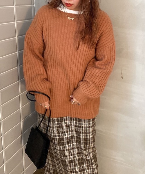 archives(アルシーヴ)の「ワイドリブ後ろレースアップニットプルオーバー(ニット/セーター・レディース・オフホワイト/グリーン/パープル/ピンクベージュ・MEDIUM)」の6枚目の写真