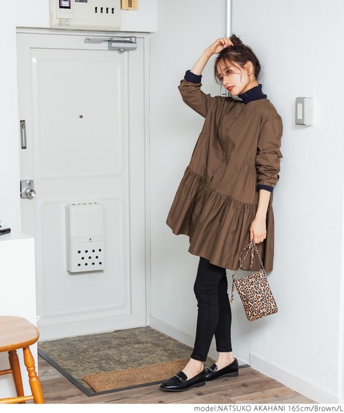 coca(coca)(コカ)の「\\新色登場//ギャザーフレアチュニックノーカラーシャツ(シャツ/ブラウス・レディース・ホワイト/チャコールグレー/ラベンダー/ブラウン・ONE SIZE/L/M)」の20枚目の写真