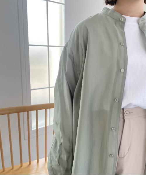 flaner（フラネ）の「ルーズシアーシャツ（シャツ/ブラウス・レディース・グレイッシュベージュ/グリーン/ダークブラウン・FREE）」の16枚目の写真