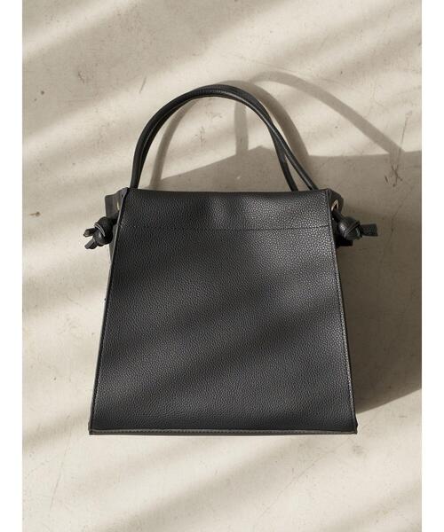 earth music&ecology（アースミュージックアンドエコロジー）の「丸手スクエア2wayショルダーバッグ ＊（ショルダーバッグ・レディース・ブラック/ベージュ/サックスブルー・FREE）」の4枚目の写真