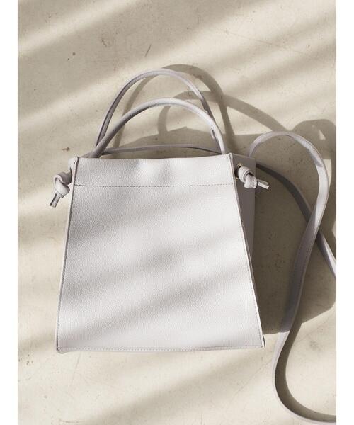 earth music&ecology（アースミュージックアンドエコロジー）の「丸手スクエア2wayショルダーバッグ ＊（ショルダーバッグ・レディース・ブラック/ベージュ/サックスブルー・FREE）」の8枚目の写真