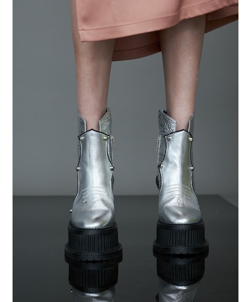 PAMEO POSE（パメオポーズ）の「Western Disco Boots Silver