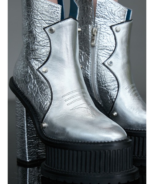 PAMEO POSE（パメオポーズ）の「Western Disco Boots Silver