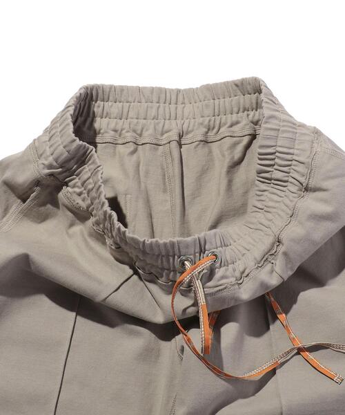 FACCIES(ファチーズ)の「<FACCIES> WIDE FLARE PT/フレアパンツ(その他パンツ・メンズ・ライトグレー/ブラック・1/2)」の5枚目の写真