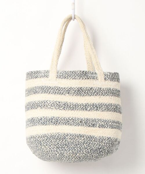 Lugnoncure(ルノンキュール)の「柄編みバッグ(トートバッグ・レディース・ブルー/ブラック・フリ-)」の2枚目の写真