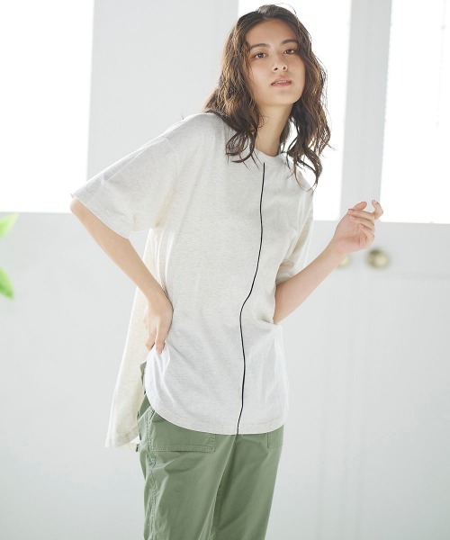 LIPSTAR(リップスター)の「配色パイピングゆるTシャツ(Tシャツ/カットソー・レディース・オフホワイト/カーキ/ブラック・M)」の1枚目の写真