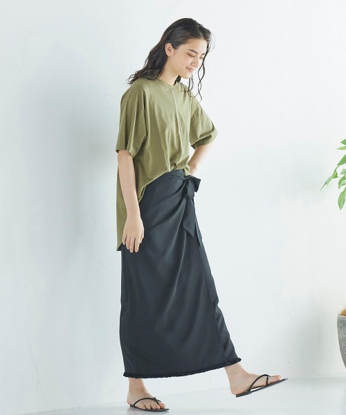 LIPSTAR(リップスター)の「配色パイピングゆるTシャツ(Tシャツ/カットソー・レディース・オフホワイト/カーキ/ブラック・M)」の17枚目の写真