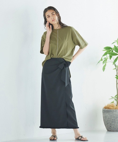 LIPSTAR(リップスター)の「配色パイピングゆるTシャツ(Tシャツ/カットソー・レディース・オフホワイト/カーキ/ブラック・M)」の5枚目の写真