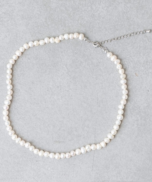RASVOA（ラスボア）の「変形パールネックレス/4MM（ネックレス・レディース・シルバー・FREE）」の2枚目の写真