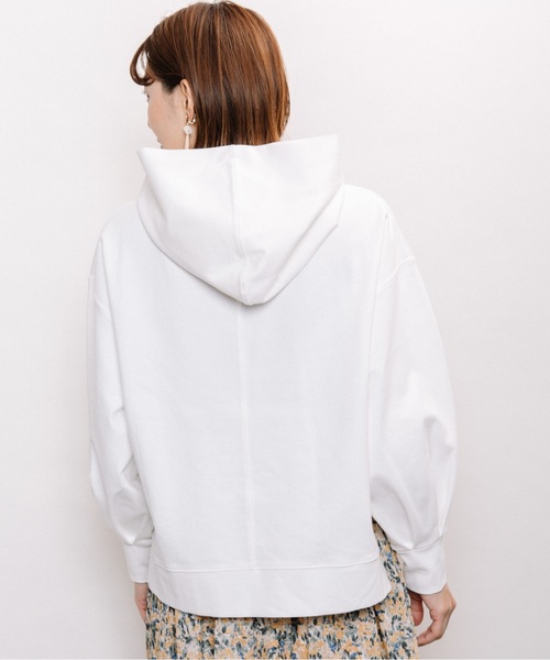 refinedworks（リファインドワークス）の「ショートフーディーPO（パーカー・レディース・オフホワイト/ベージュ/ブラック・M～Ｌ）」の6枚目の写真