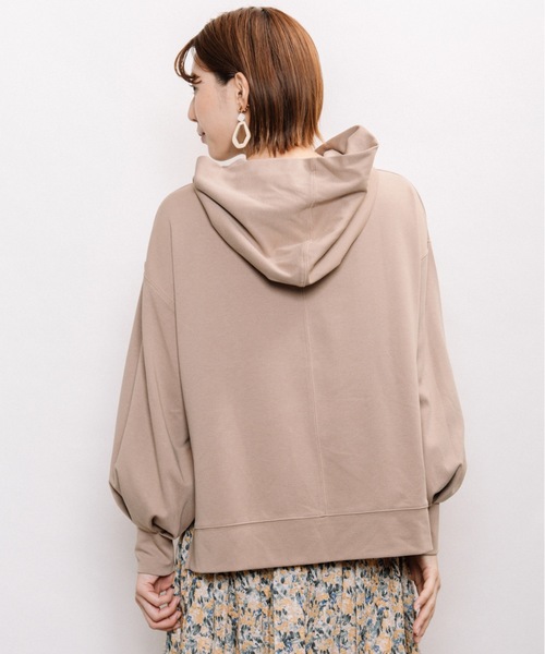 refinedworks（リファインドワークス）の「ショートフーディーPO（パーカー・レディース・オフホワイト/ベージュ/ブラック・M～Ｌ）」の9枚目の写真