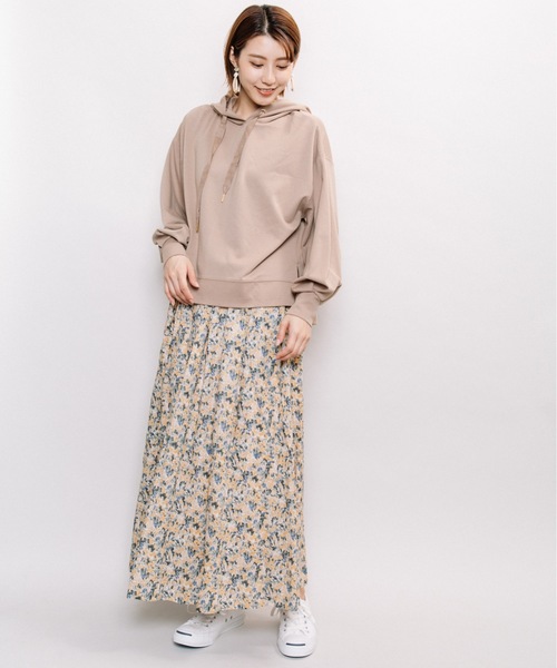 refinedworks（リファインドワークス）の「ショートフーディーPO（パーカー・レディース・オフホワイト/ベージュ/ブラック・M～Ｌ）」の18枚目の写真