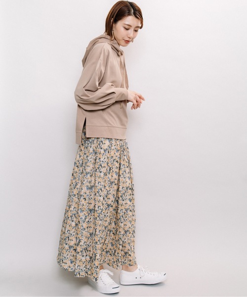 refinedworks（リファインドワークス）の「ショートフーディーPO（パーカー・レディース・オフホワイト/ベージュ/ブラック・M～Ｌ）」の19枚目の写真