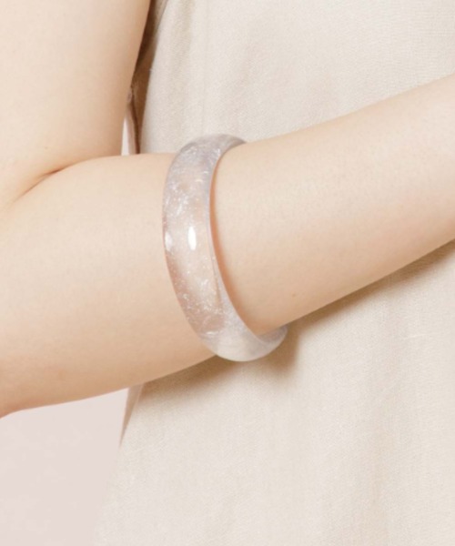 flower（フラワー）の「クリアリーバングル（バングル/リストバンド・レディース・ホワイト/クリア・FREE）」の8枚目の写真