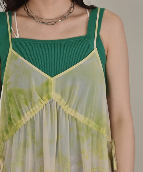 w closet（ダブルクローゼット）の「タイダイウエストサイドリボンティアードキャミワンピース（ワンピース・レディース・ライム/モカ・FREE）」の11枚目の写真