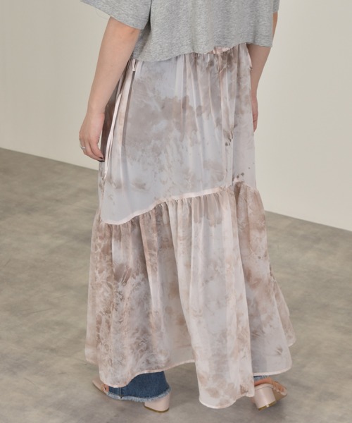 w closet（ダブルクローゼット）の「タイダイウエストサイドリボンティアードキャミワンピース（ワンピース・レディース・ライム/モカ・FREE）」の21枚目の写真