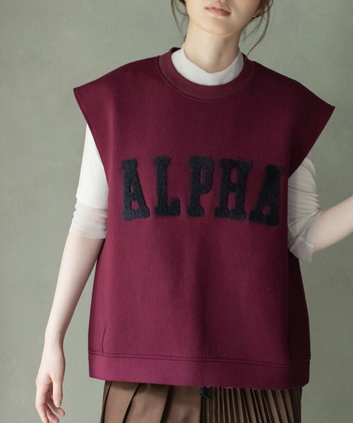 サガラ刺繍スリーブレスプルオーバー