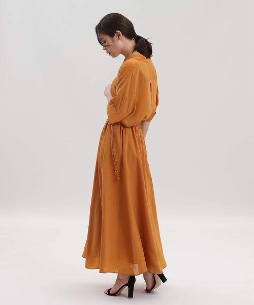 Maison de Beige(メゾンドベージュ)の「《Maison de Beige》ワイドスリーブブラウス【セットアップ対応】(シャツ/ブラウス・レディース・ブラック/オレンジ/モカ・9号/7号)」の13枚目の写真