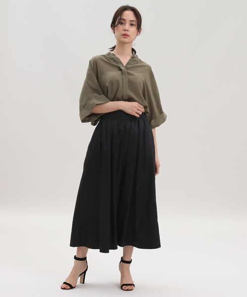 Maison de Beige(メゾンドベージュ)の「《Maison de Beige》ワイドスリーブブラウス【セットアップ対応】(シャツ/ブラウス・レディース・ブラック/オレンジ/モカ・9号/7号)」の4枚目の写真