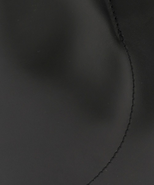 tov（トーヴ）の「【TOV/トーヴ】ALA-ONE HAND BAG:バッグ◆（ハンドバッグ・レディース・ブラック/ベージュ/サックスブルー・FREE）」の14枚目の写真