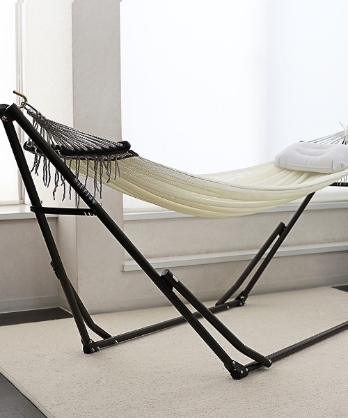 TIMELESS COMFORT（タイムレスコンフォート）の「Sifflus  自立式ハンモックゆらり　　SFF-01-WH（家具・メンズ・ホワイト・ONE SIZE）」の2枚目の写真