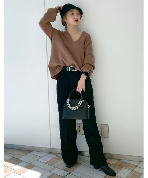 PAGEBOY（ページボーイ）の「VネックBIGプルオーバー（ニット/セーター・レディース・オフホワイト/ブラック/ブラウン系その他/グレイッシュベージュ/アクア・FREE）」の19枚目の写真