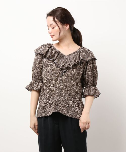 ehka sopo（エヘカソポ）の「花柄ラッフルフリルブラウス（シャツ