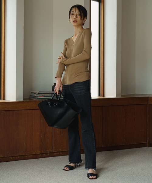 LOUNGEDRESS（ラウンジドレス）の「シンプルVニット（ニット/セーター  