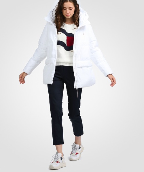 トミーヒルフィガー　SORONA パデッド　ベルト付き　中綿ジャケット　ホワイト TOMMY HILFIGER（トミーヒルフィガー）の「SORONA パデッドコート