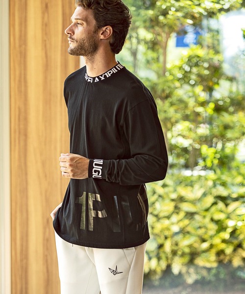 1PIU1UGUALE3  RELAX （ウノピゥウノウグァーレトレ リラックス）の「1PIU1UGUALE3 RELAX(ウノピゥウノウグァーレトレ)ワイドネックロゴ長袖Tシャツ（Tシャツ/カットソー・メンズ・ホワイト/ブラック・S/M/L/XL/XXL）」の17枚目の写真