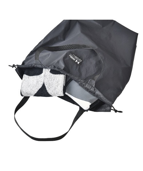 UNDER ARMOUR（アンダーアーマー）の「UAトート エコバッグ（ライフスタイル/メンズ/レディース）（ショルダーバッグ・レディース・ブラック/チャコールグレー・ONESIZE）」の5枚目の写真