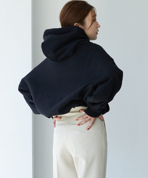 FREAK'S STORE（フリークスストア）の「▽【WEB限定】ヘビーウェイト裏起毛スウェットパーカー(フーディ・トレーナー)（パーカー・レディース・ナチュラル/ライトグレー/グレー/ブラック/ダークブラウン/レッド/マスタード/オリーブ/ブルー/イエロー/ラベンダー・ﾌﾘ-）」の2枚目の写真