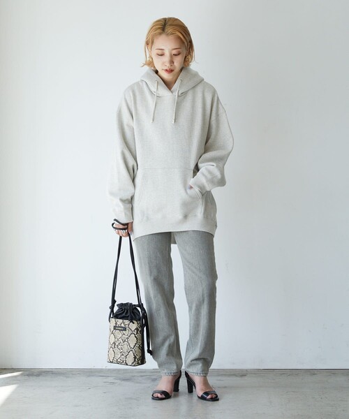 FREAK'S STORE（フリークスストア）の「▽【WEB限定】ヘビーウェイト裏起毛スウェットパーカー(フーディ・トレーナー)（パーカー・レディース・ナチュラル/ライトグレー/グレー/ブラック/ダークブラウン/レッド/マスタード/オリーブ/ブルー/イエロー/ラベンダー・ﾌﾘ-）」の12枚目の写真