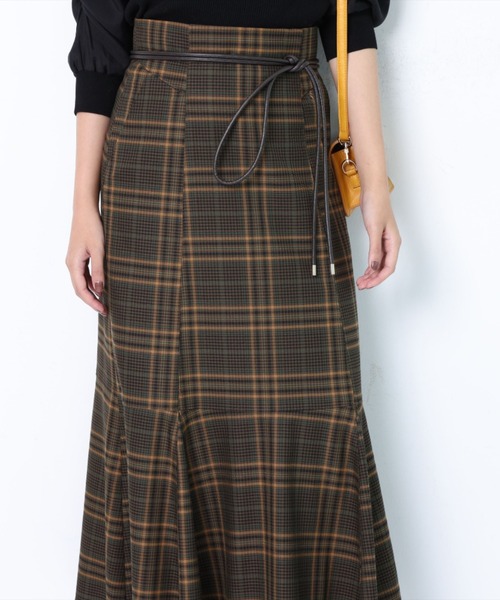 JUSGLITTY（ジャスグリッティー）の「ヘムフレアスカート（スカート・レディース・チェック・1/2/0）」の5枚目の写真