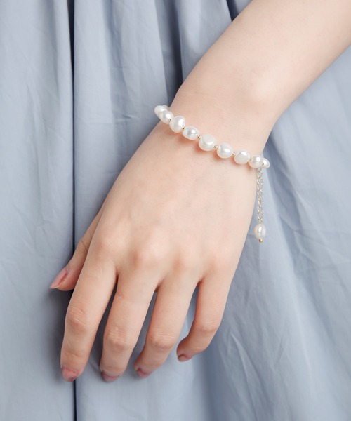 SAISON DE PAPILLON（セゾンドパピヨン）の「バロックパールスブレスレット（ブレスレット・レディース・ホワイト・フリー）」の8枚目の写真