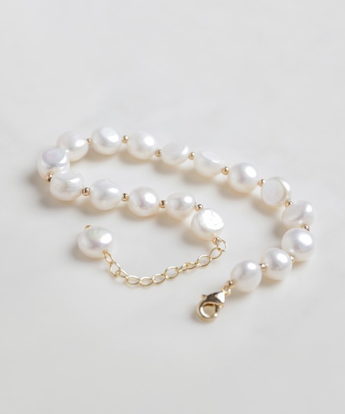 SAISON DE PAPILLON（セゾンドパピヨン）の「バロックパールスブレスレット（ブレスレット・レディース・ホワイト・フリー）」の4枚目の写真