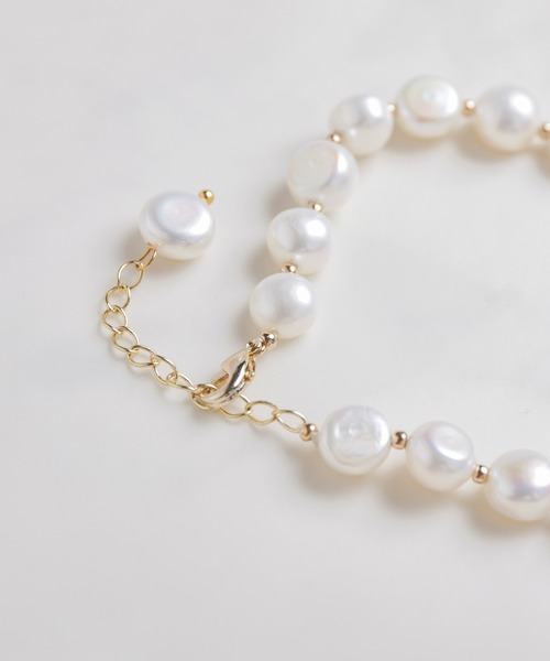 SAISON DE PAPILLON（セゾンドパピヨン）の「バロックパールスブレスレット（ブレスレット・レディース・ホワイト・フリー）」の5枚目の写真