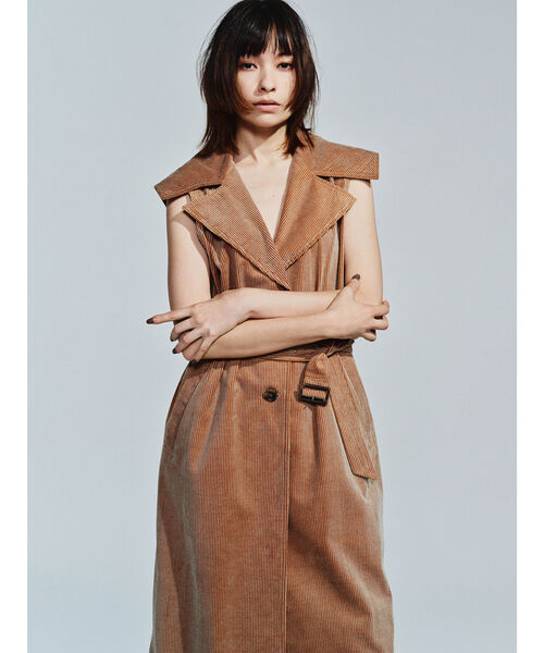 Ray BEAMS（レイビームス）の「RBS / コーデュロイ ロング ジレ（ベスト・レディース・ベージュ/ブラウン・ONE SIZE）」の3枚目の写真