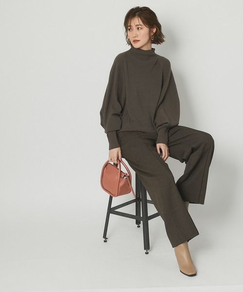 RIVE DROITE（リヴドロワ）の「《2サイズ展開》広がらないスッキリしたシルエットが魅力　メランジツイルストレッチワイドパンツ（スラックス・レディース・ベージュ/ブラウン・38/36）」の14枚目の写真